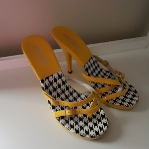 Yellow checkered heels.
